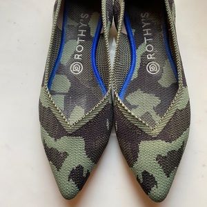 Camo Rothys